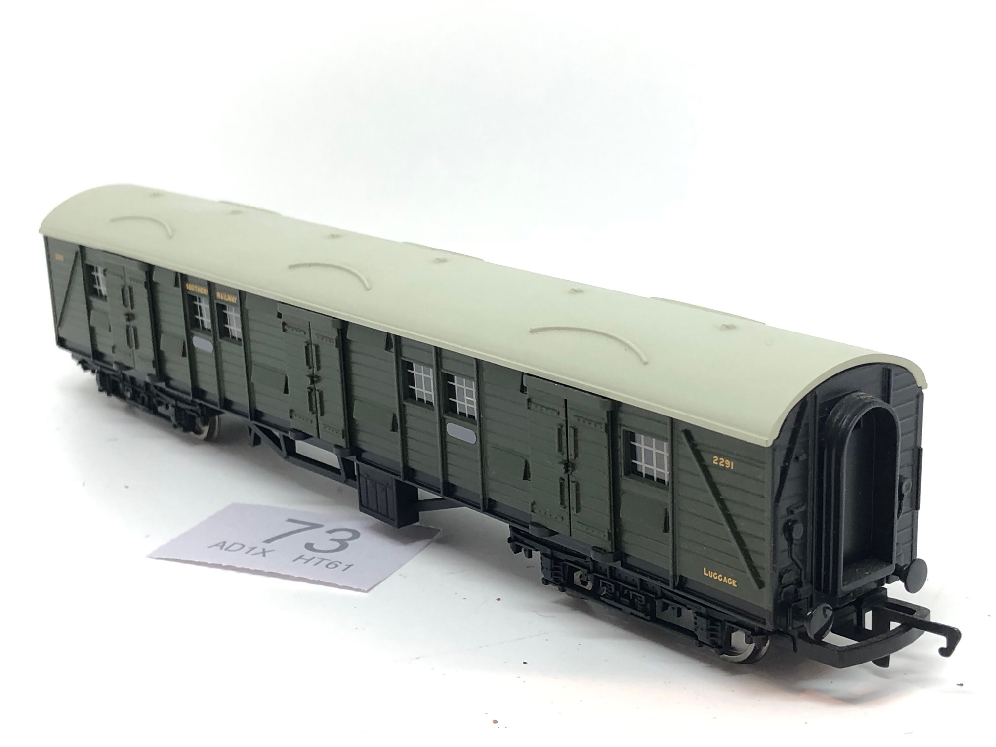Hornby OO Maunsell bogie baggage van 2291 W73 JEP The Model Railway Club
