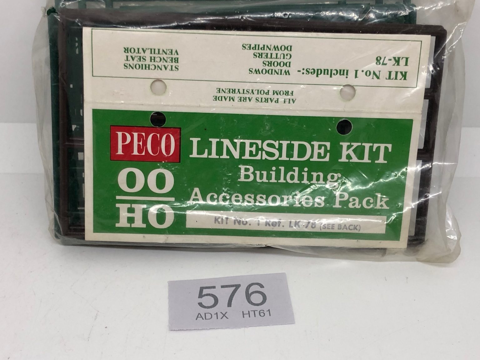 Peco OO LK 78 Building Kit 1 Windows Doors Gutters Downpipes The Peco oo lk 78 building kit 1 windows doors gutters downpipes the